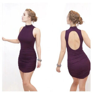 Body con backless dress